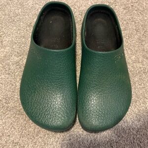 Super Birki (Birkenstock) Slip on Clogs